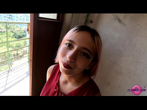 ❤️ Studentin saugt einen Fremden im Outback - Sperma auf seinem Gesicht Porno fb bei de.novoporn.ru ❌️❤